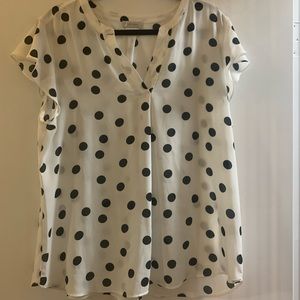 Flutter sleeve blouse